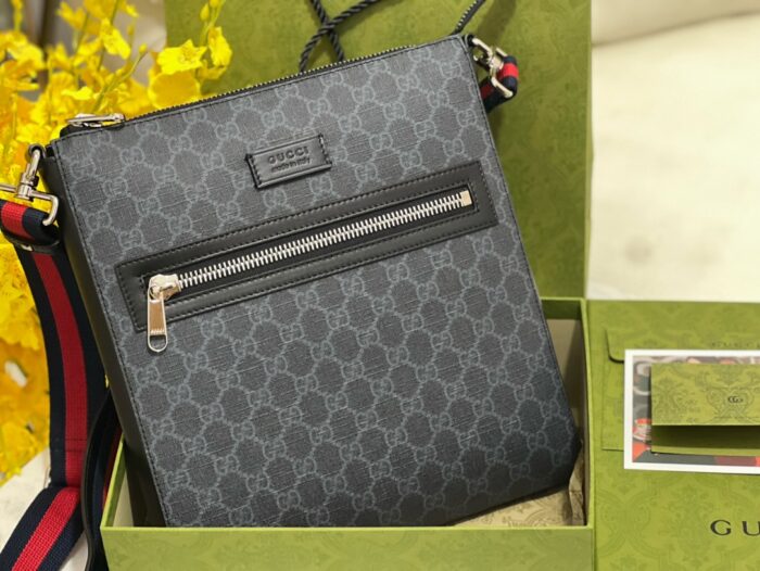 구찌 GG 수프림 메신저 크로스백 474137 레플리카 미러급 SA급 S급 고퀄리티 최상급 하이엔드 가방 [남성여성공용] 4
