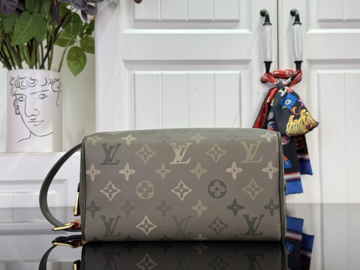 루이비통 도프 키트 카키 M26963 레플리카 미러급 SA급 S급 고퀄리티 최상급 하이엔드 가방 [남성여성공용] 2