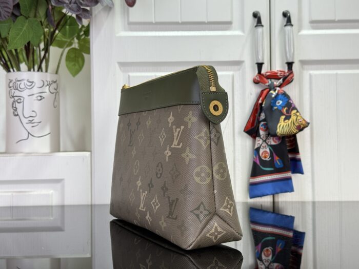 루이비통 포쉐트 보야주 소프트 카키 M26970 레플리카 미러급 SA급 S급 고퀄리티 최상급 하이엔드 가방 [남성여성공용] 4