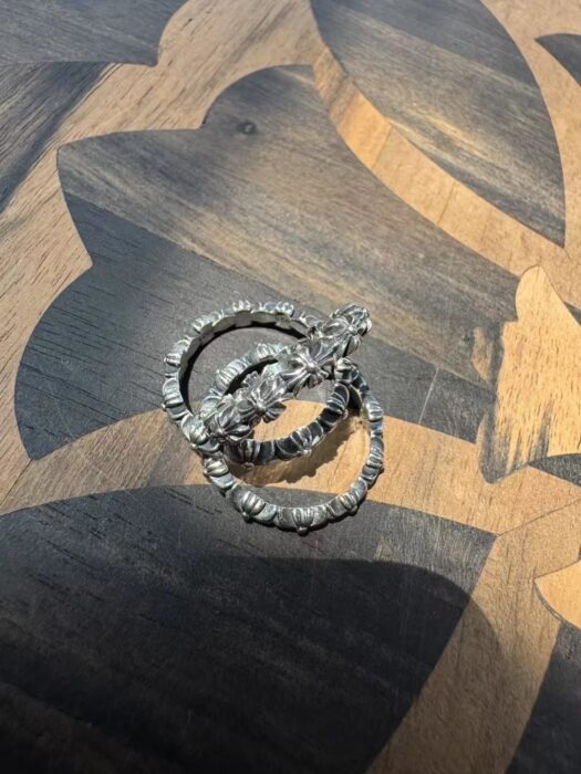 크롬하츠 Tinye 반지 레플리카 미러급 SA급 S급 고퀄리티 최상급 하이엔드 악세사리 [남성여성공용]