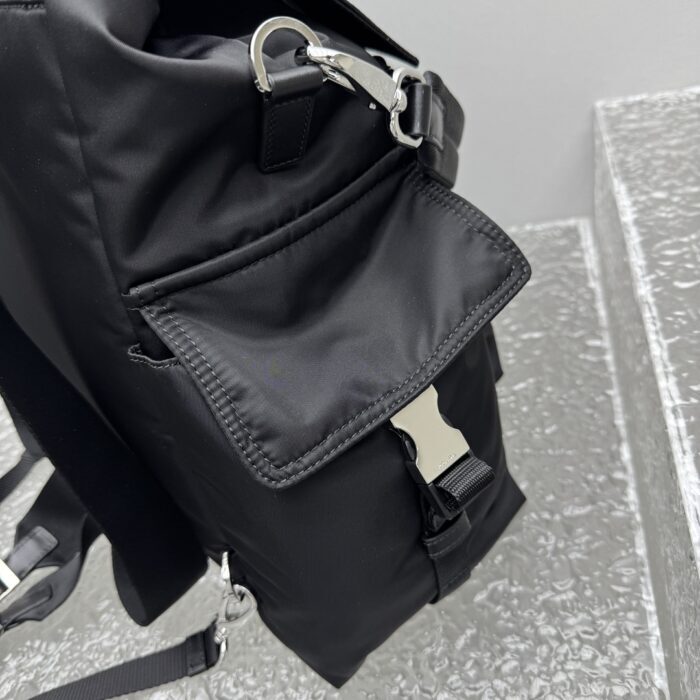 프라다 익스플로어 리나일론 백팩 블랙 레플리카 미러급 SA급 S급 고퀄리티 최상급 하이엔드 가방 [남성여성공용] 18