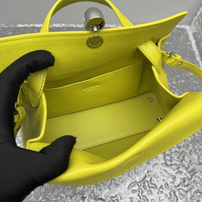 자크뮈스 탑 핸들 백 옐로우 염소가죽 스몰 레플리카 미러급 SA급 S급 고퀄리티 최상급 하이엔드 가방 [여성] 4