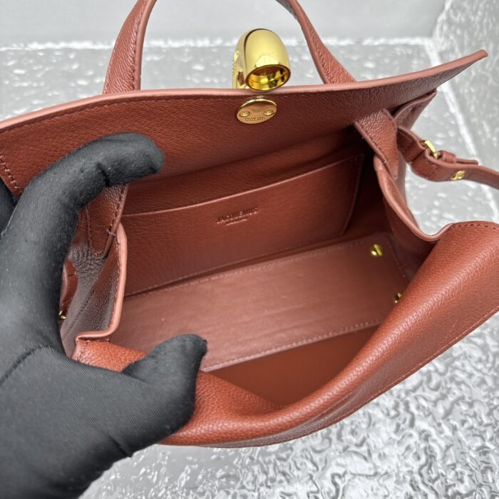 자크뮈스 탑 핸들 백 브라운 염소가죽 스몰 레플리카 미러급 SA급 S급 고퀄리티 최상급 하이엔드 가방 [여성] 4