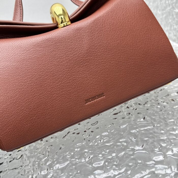 자크뮈스 탑 핸들 백 브라운 염소가죽 스몰 레플리카 미러급 SA급 S급 고퀄리티 최상급 하이엔드 가방 [여성] 11