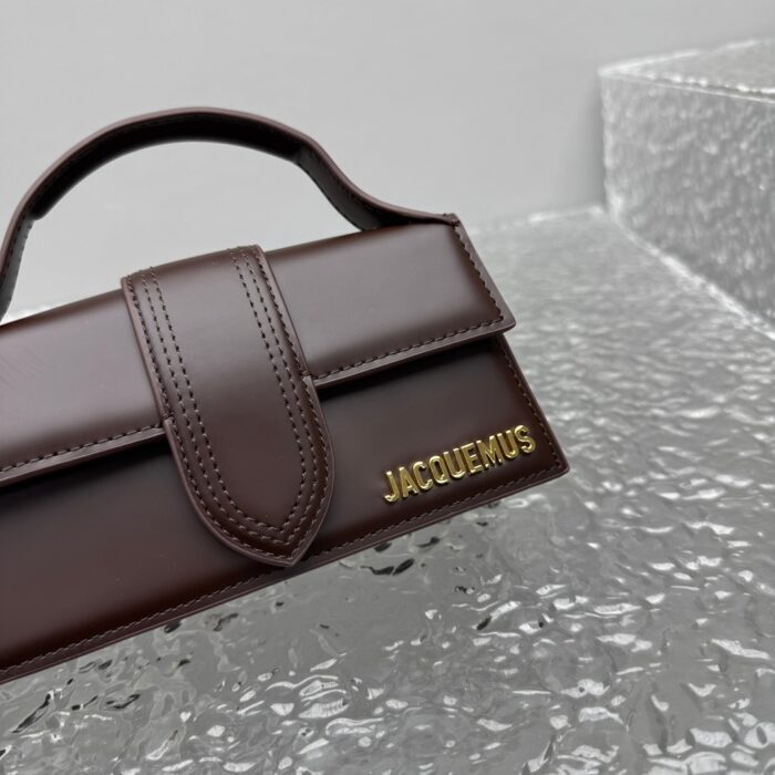 자크뮈스 밤비노 크로스바디 플랩백 다크 브라운 스몰 금장 무광 KBZ 레플리카 미러급 SA급 S급 고퀄리티 최상급 하이엔드 가방 [여성] 9