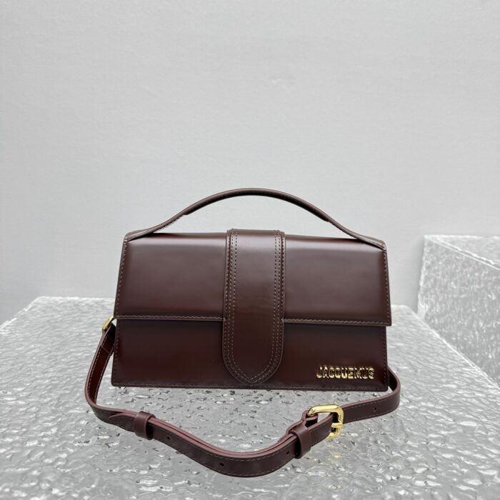 자크뮈스 밤비노 크로스바디 플랩백 다크 브라운 라지 금장 무광 KBZ 레플리카 미러급 SA급 S급 고퀄리티 최상급 하이엔드 가방 [여성] 4