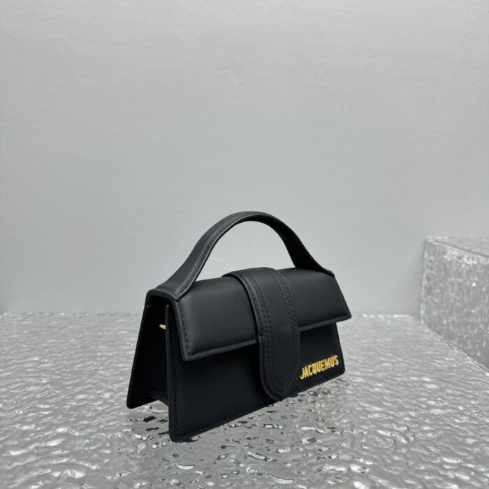 자크뮈스 밤비노 크로스바디 플랩백 블랙 스몰 금장 무광 레더 레플리카 미러급 SA급 S급 고퀄리티 최상급 하이엔드 가방 [여성] 6