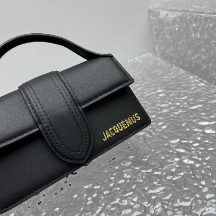 자크뮈스 밤비노 크로스바디 플랩백 블랙 스몰 금장 무광 레더 레플리카 미러급 SA급 S급 고퀄리티 최상급 하이엔드 가방 [여성] 8