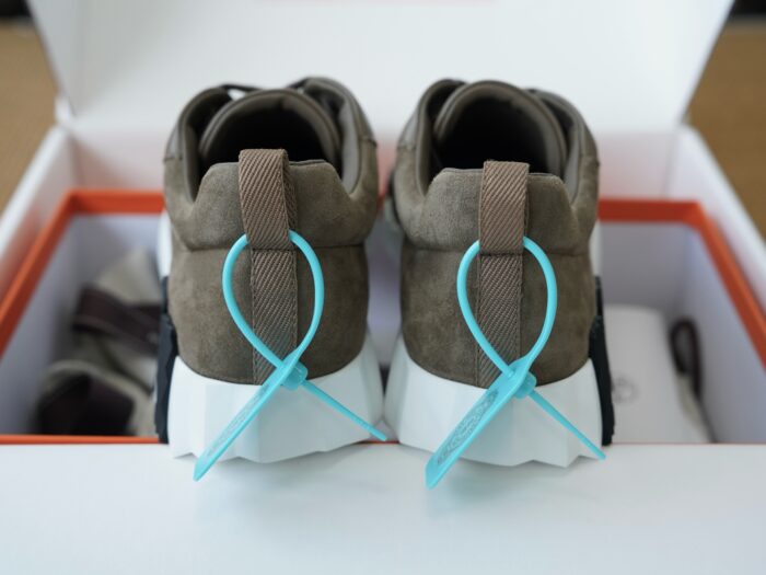 에르메스 바운싱 스니커즈 다크 올리브 블랙 H 레플리카 미러급 SA급 S급 고퀄리티 최상급 하이엔드 신발 [남성여성공용] 4