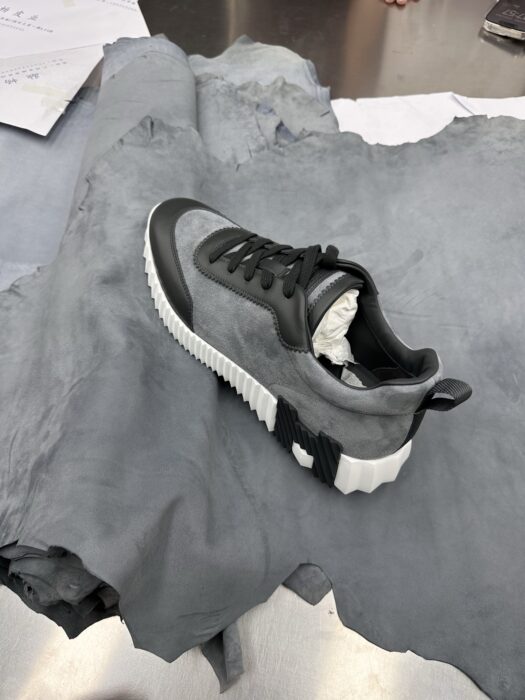 에르메스 바운싱 스니커즈 다크 그레이 블랙 H 레플리카 미러급 SA급 S급 고퀄리티 최상급 하이엔드 신발 [남성여성공용]