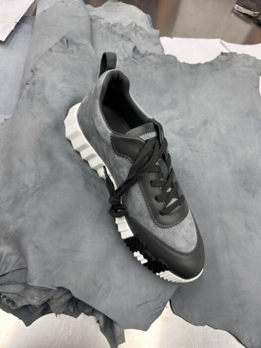 에르메스 바운싱 스니커즈 다크 그레이 블랙 H 레플리카 미러급 SA급 S급 고퀄리티 최상급 하이엔드 신발 [남성여성공용] 4