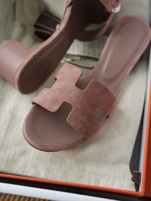 에르메스 오아시스 샌들 뮬 슬리퍼 스웨이드 브라운 5cm 레플리카 미러급 SA급 S급 고퀄리티 최상급 하이엔드 신발 [여성] 6