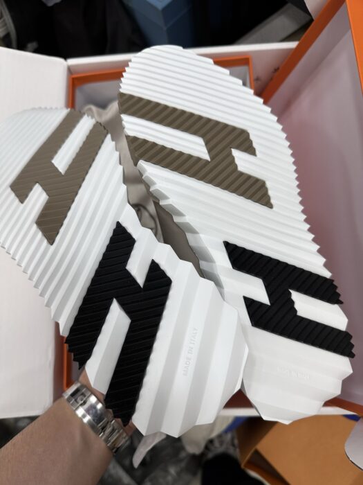 에르메스 바운싱 스니커즈 라이트 회녹색 블랙 H 레플리카 미러급 SA급 S급 고퀄리티 최상급 하이엔드 신발 [남성여성공용] 6