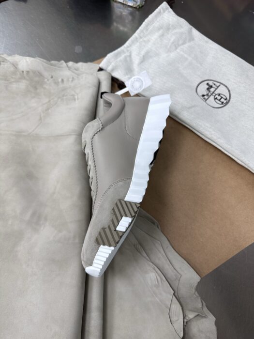 에르메스 바운싱 스니커즈 라이트 회녹색 블랙 H 레플리카 미러급 SA급 S급 고퀄리티 최상급 하이엔드 신발 [남성여성공용] 2