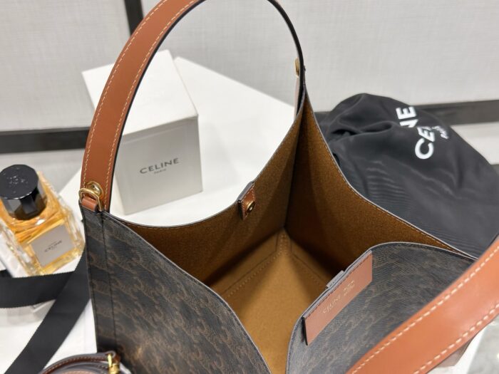 셀린느 스몰 큐브 백 트리옹프 캔버스 내추럴 카프스킨 124182 레플리카 미러급 SA급 S급 고퀄리티 최상급 하이엔드 가방 [여성] 5