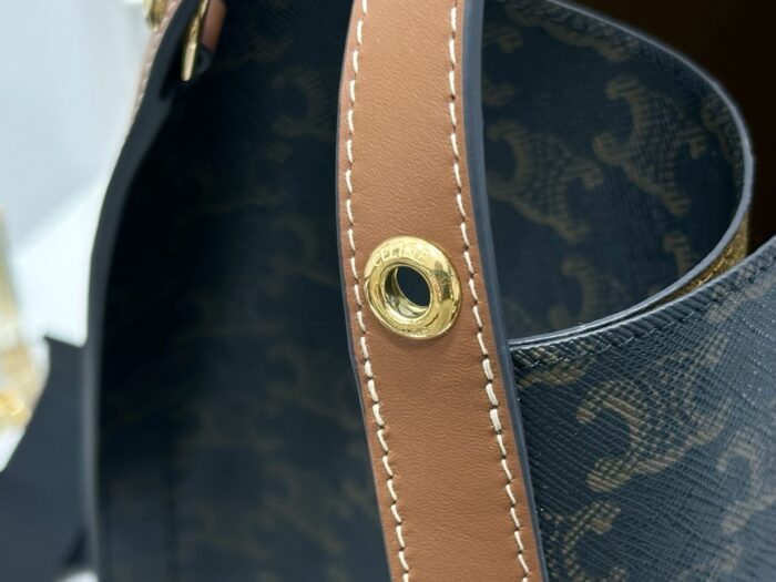 셀린느 스몰 큐브 백 트리옹프 캔버스 내추럴 카프스킨 124182 레플리카 미러급 SA급 S급 고퀄리티 최상급 하이엔드 가방 [여성] 15