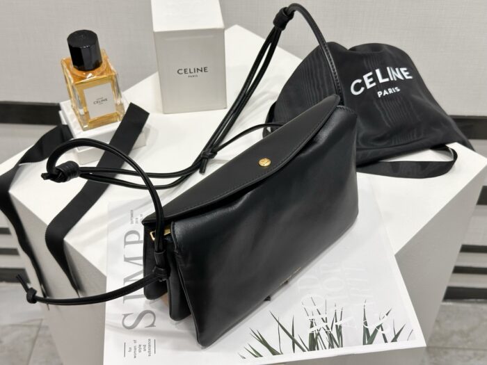 셀린느 트리오 플랩 부드러운 램스킨 10P862 블랙 레플리카 미러급 SA급 S급 고퀄리티 최상급 하이엔드 가방 [여성] 8