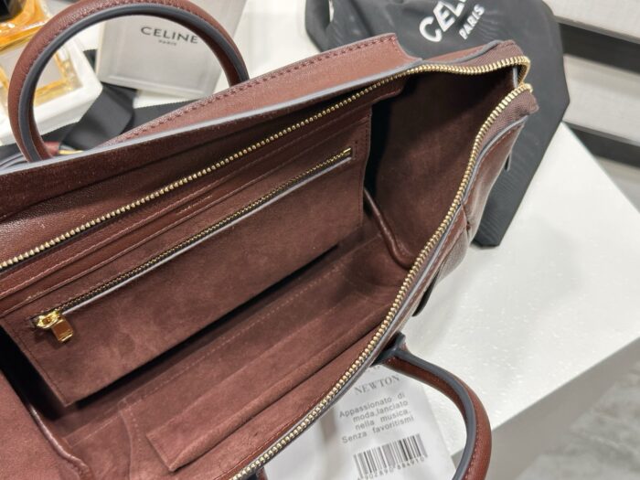 셀린느 스몰 뉴 러기지 서플 샤이니 램스킨 124213 초콜릿 레플리카 미러급 SA급 S급 고퀄리티 최상급 하이엔드 가방 [여성] 12