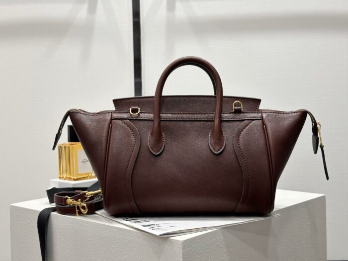 셀린느 스몰 뉴 러기지 서플 샤이니 램스킨 124213 초콜릿 레플리카 미러급 SA급 S급 고퀄리티 최상급 하이엔드 가방 [여성] 5