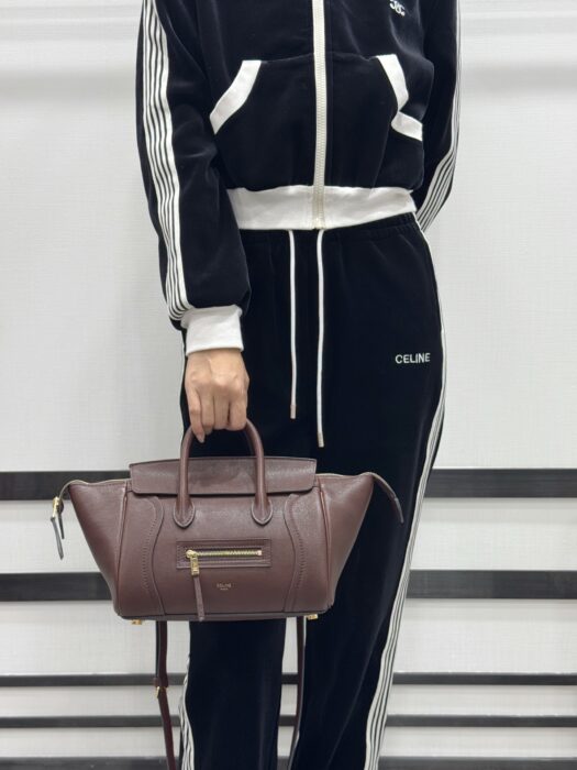 셀린느 스몰 뉴 러기지 서플 샤이니 램스킨 124213 초콜릿 레플리카 미러급 SA급 S급 고퀄리티 최상급 하이엔드 가방 [여성]