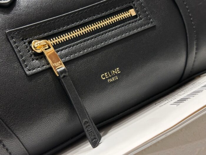 셀린느 스몰 뉴 러기지 서플 샤이니 램스킨 124213 블랙 레플리카 미러급 SA급 S급 고퀄리티 최상급 하이엔드 가방 [여성] 13