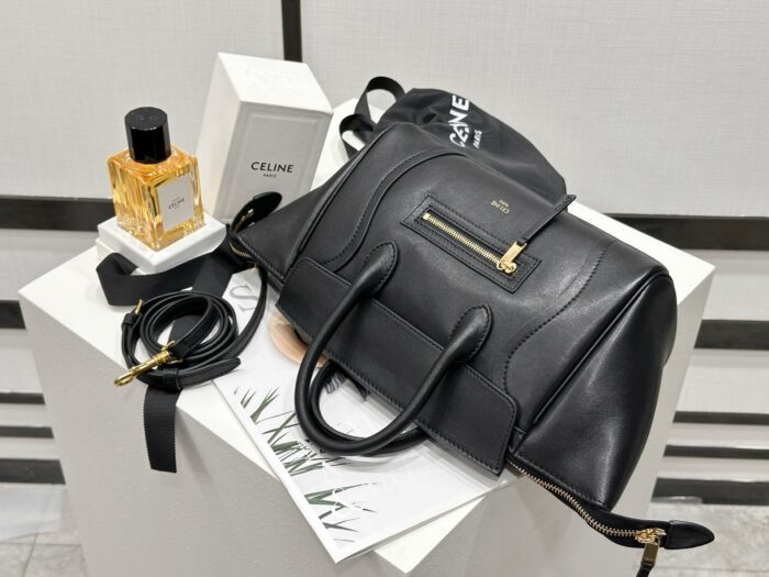 셀린느 스몰 뉴 러기지 서플 샤이니 램스킨 124213 블랙 레플리카 미러급 SA급 S급 고퀄리티 최상급 하이엔드 가방 [여성] 7