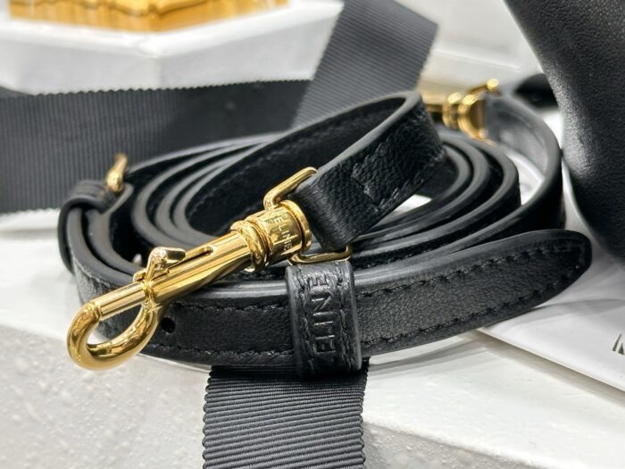 셀린느 스몰 뉴 러기지 서플 샤이니 램스킨 124213 블랙 레플리카 미러급 SA급 S급 고퀄리티 최상급 하이엔드 가방 [여성] 16