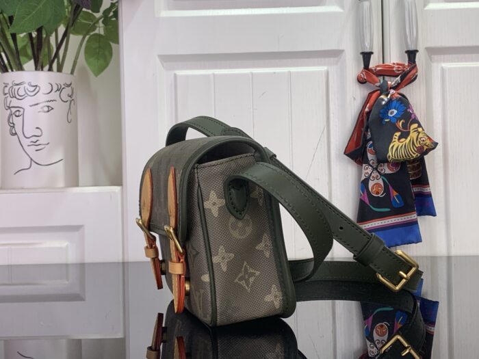 루이비통 사첼 미니 M26969 카키 레플리카 미러급 SA급 S급 고퀄리티 최상급 하이엔드 가방 [남성여성공용] 4