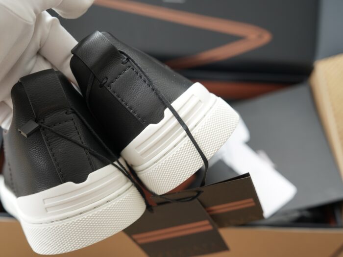 제냐 트리플 스티치 TM 스니커즈 블랙 화이트 남성용 레플리카 미러급 SA급 S급 고퀄리티 최상급 하이엔드 신발 [남성] 10