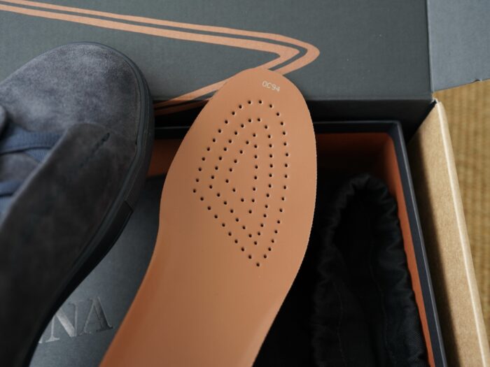 제냐 트리플 스티치 TM 스니커즈 차콜 스웨이드 남성용 레플리카 미러급 SA급 S급 고퀄리티 최상급 하이엔드 신발 [남성] 9