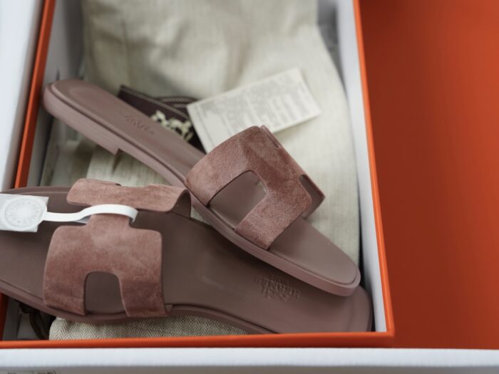 에르메스 오란 샌들 슬리퍼 스웨이드 브라운 레플리카 미러급 SA급 S급 고퀄리티 최상급 하이엔드 신발 [여성] 4