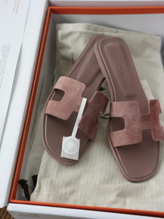 에르메스 오란 샌들 슬리퍼 스웨이드 브라운 레플리카 미러급 SA급 S급 고퀄리티 최상급 하이엔드 신발 [여성]