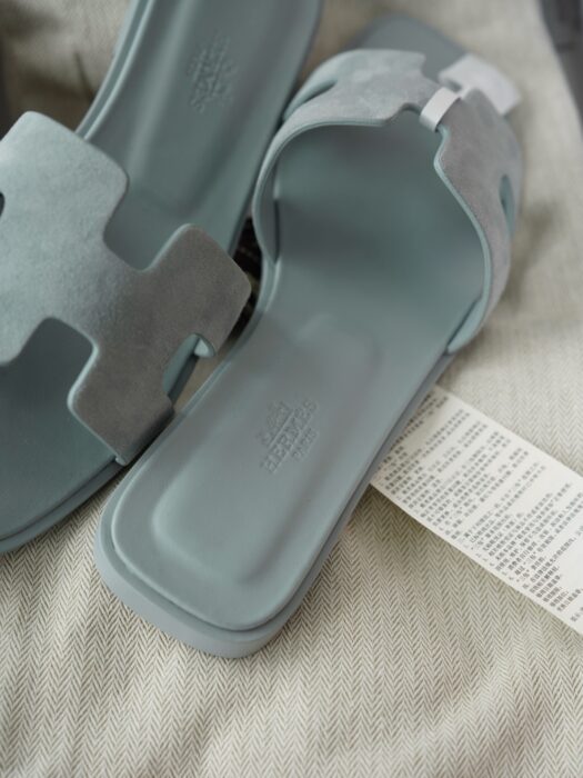 에르메스 오란 샌들 슬리퍼 스웨이드 라이트 남회색 레플리카 미러급 SA급 S급 고퀄리티 최상급 하이엔드 신발 [여성] 7