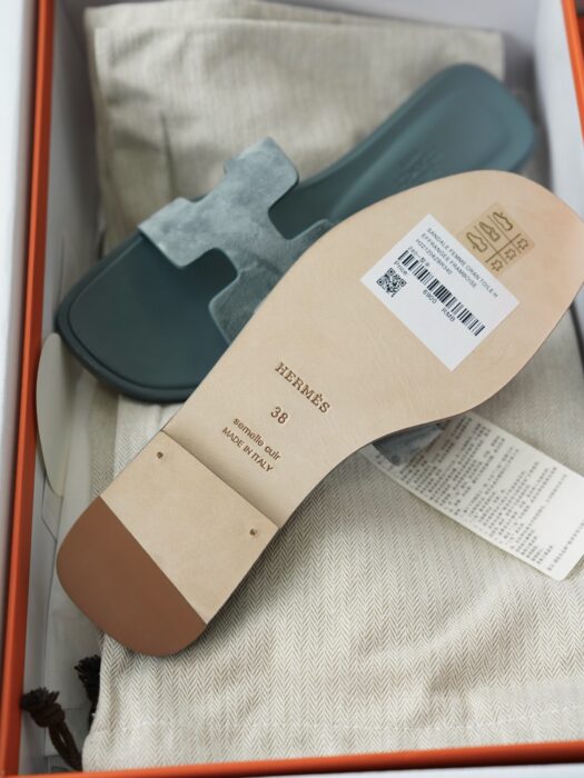 에르메스 오란 샌들 슬리퍼 스웨이드 청색 레플리카 미러급 SA급 S급 고퀄리티 최상급 하이엔드 신발 [여성] 3