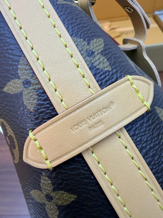 루이비통 캐리올 BB 모노그램 M13014 레플리카 미러급 SA급 S급 고퀄리티 최상급 하이엔드 가방 [여성] 18