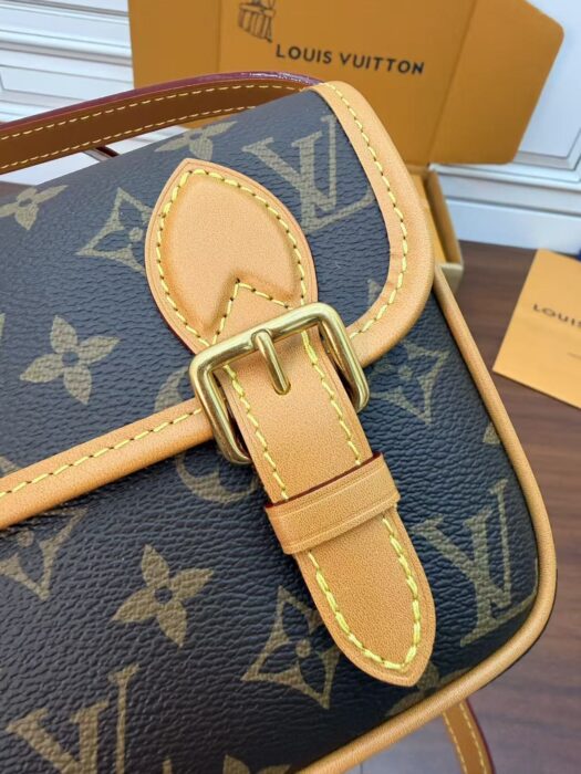 루이비통 사첼 웨어러블 월릿 M26805 레플리카 미러급 SA급 S급 고퀄리티 최상급 하이엔드 가방 [남성여성공용] 10