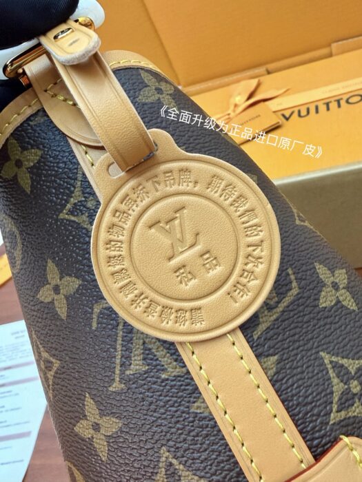 루이비통 캐리올 PM 모노그램 M46203 레플리카 미러급 SA급 S급 고퀄리티 최상급 하이엔드 가방 [여성] 12