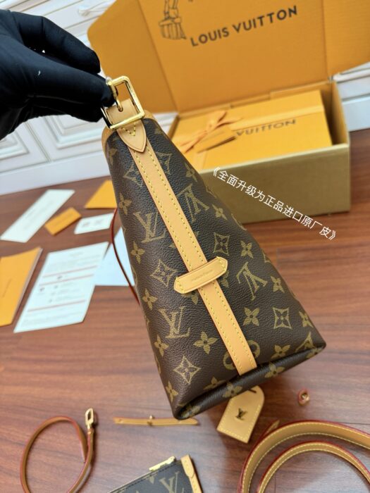 루이비통 캐리올 PM 모노그램 M46203 레플리카 미러급 SA급 S급 고퀄리티 최상급 하이엔드 가방 [여성] 13