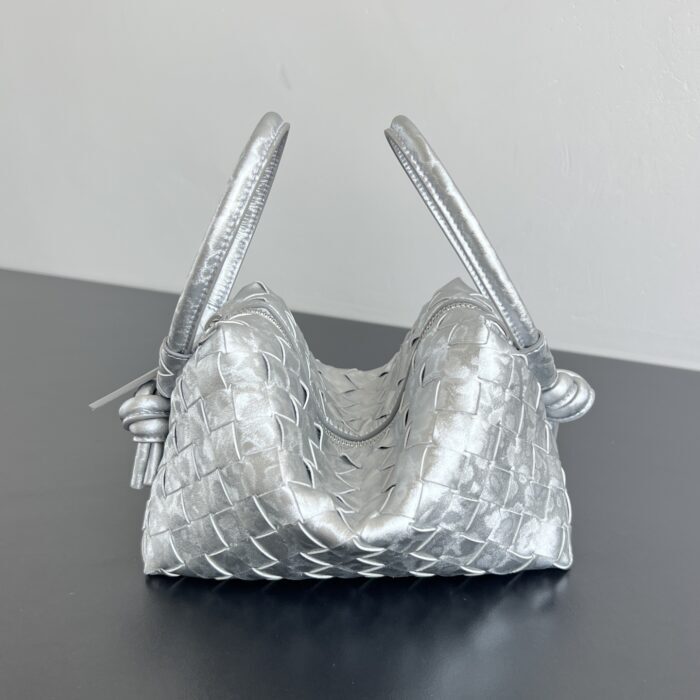 보테가베네타 탑 핸들 루프 백 빈티지 실버 796615 레플리카 미러급 SA급 S급 고퀄리티 최상급 하이엔드 가방 [여성]