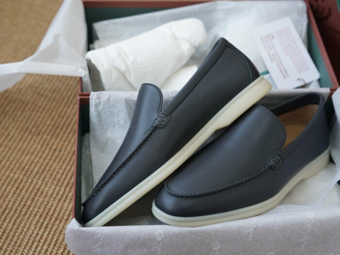 로로피아나 썸머 워크 레더 블랙 로퍼 남성용 레플리카 미러급 SA급 S급 고퀄리티 최상급 하이엔드 신발 [남성]