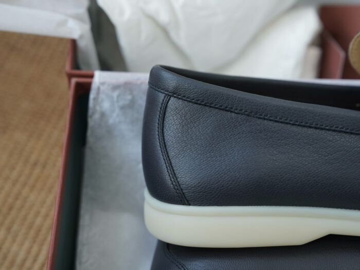 로로피아나 썸머 워크 레더 블랙 로퍼 남성용 레플리카 미러급 SA급 S급 고퀄리티 최상급 하이엔드 신발 [남성] 11