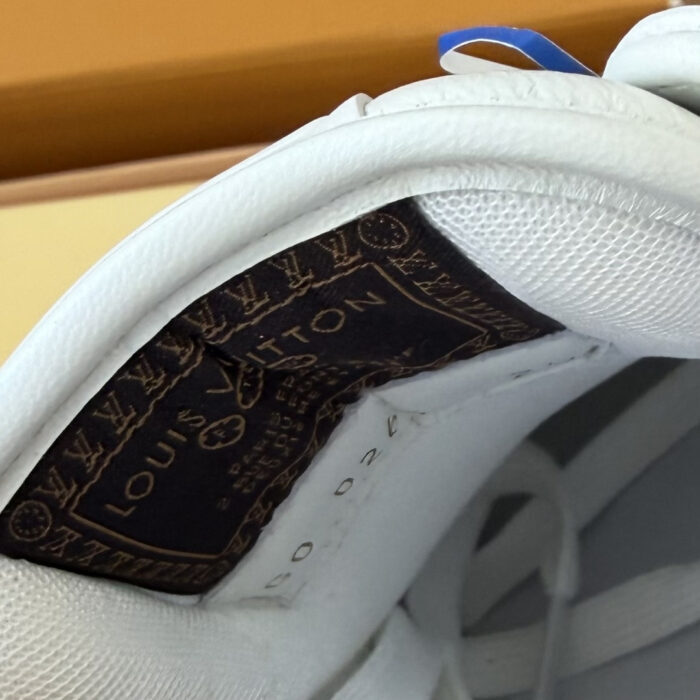 루이비통 x 니고 버터소프트 블랙 LV 스니커즈 커플 레플리카 미러급 SA급 S급 고퀄리티 최상급 하이엔드 신발 [남성여성공용] 10