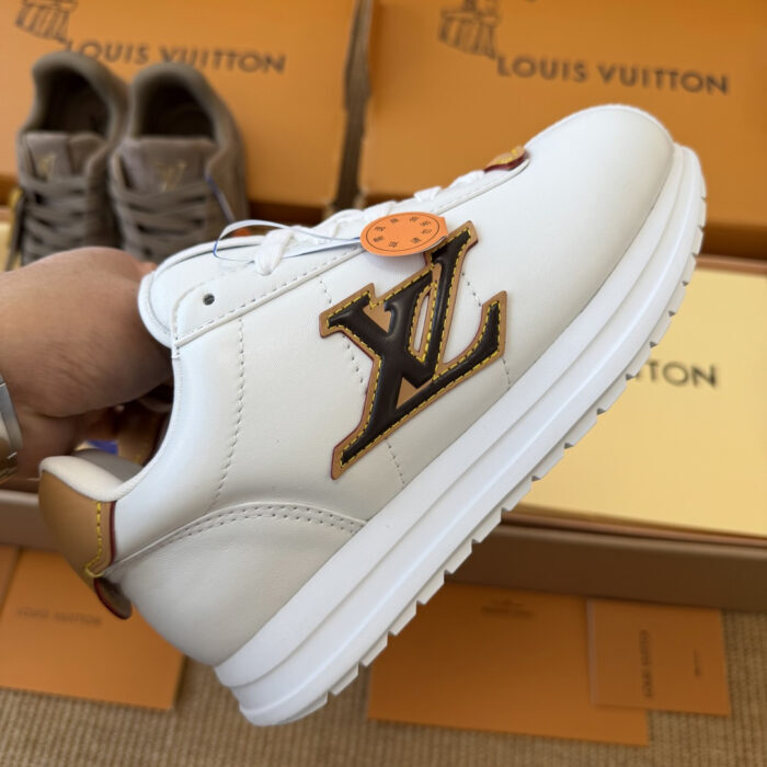 루이비통 x 니고 버터소프트 블랙 LV 스니커즈 커플 레플리카 미러급 SA급 S급 고퀄리티 최상급 하이엔드 신발 [남성여성공용] 3