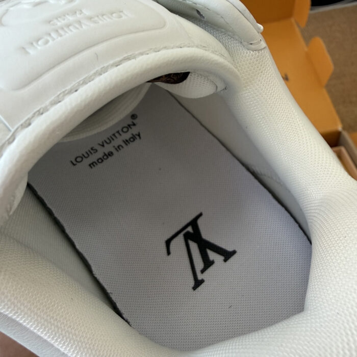 루이비통 x 니고 버터소프트 블랙 LV 스니커즈 커플 레플리카 미러급 SA급 S급 고퀄리티 최상급 하이엔드 신발 [남성여성공용] 13