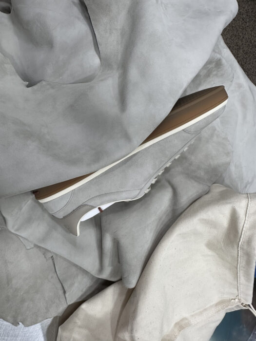 로로피아나 테니스 위크 스니커즈 스웨이드 라이트 그레이 남성용 레플리카 미러급 SA급 S급 고퀄리티 최상급 하이엔드 신발 [남성] 11