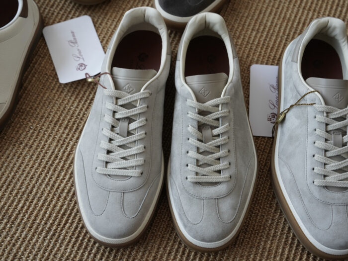 로로피아나 테니스 위크 스니커즈 스웨이드 라이트 그레이 남성용 레플리카 미러급 SA급 S급 고퀄리티 최상급 하이엔드 신발 [남성]