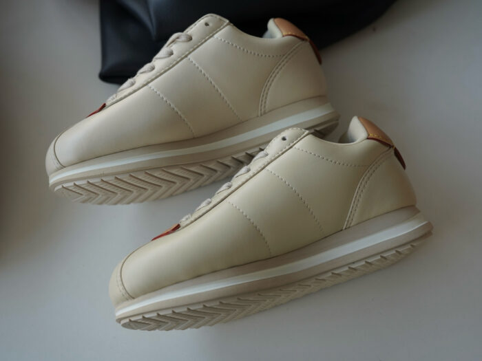 루이비통 x 니고 버터소프트 FW25 스니커즈 베이지 레플리카 미러급 SA급 S급 고퀄리티 최상급 하이엔드 신발 [남성여성공용] 3