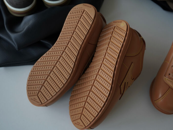 루이비통 x 니고 버터소프트 FW25 스니커즈 브라운 레플리카 미러급 SA급 S급 고퀄리티 최상급 하이엔드 신발 [남성여성공용] 4