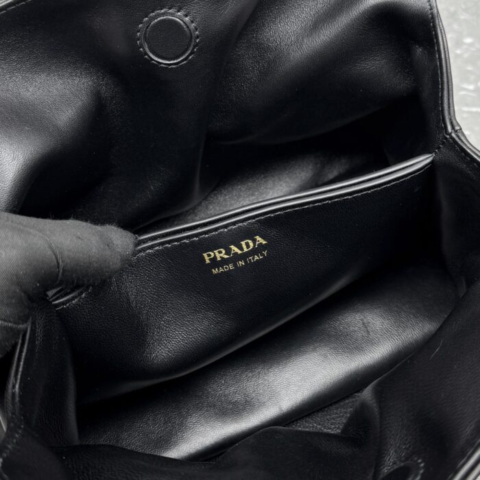 프라다 다다 나파 레더 백 블랙 레플리카 미러급 SA급 S급 고퀄리티 최상급 하이엔드 가방 [여성] 10