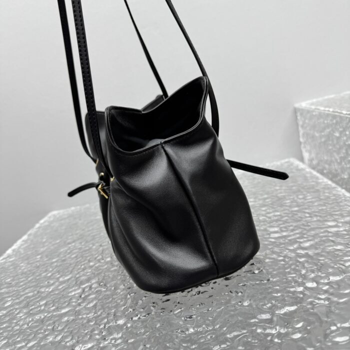 프라다 다다 나파 레더 백 블랙 레플리카 미러급 SA급 S급 고퀄리티 최상급 하이엔드 가방 [여성] 9